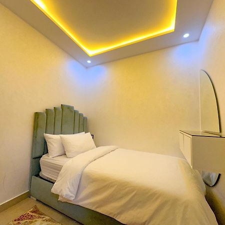 Veluxa - Luxury Holiday Homes - Centric Flat Tanca Dış mekan fotoğraf