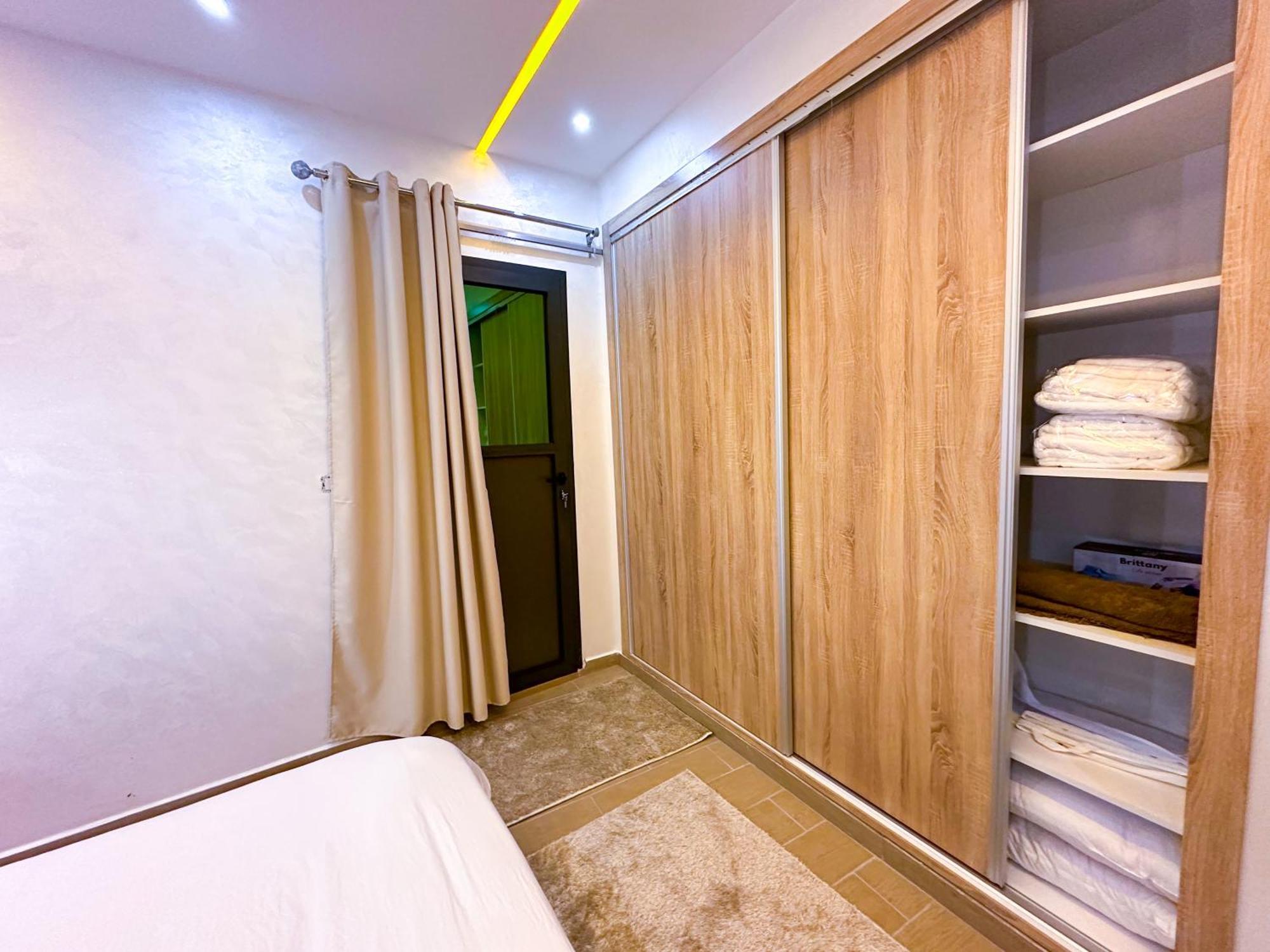 Veluxa - Luxury Holiday Homes - Centric Flat Tanca Dış mekan fotoğraf