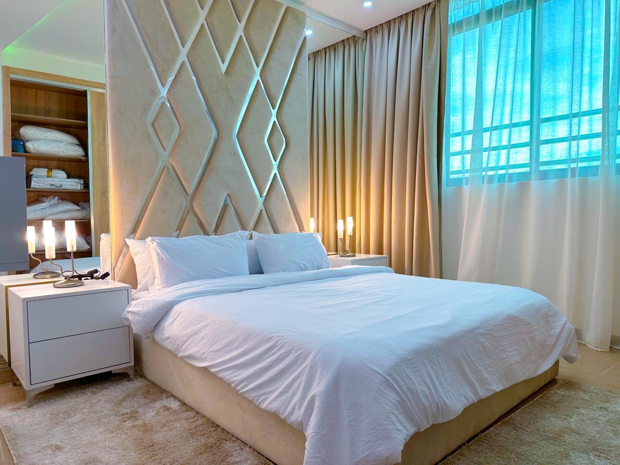 Veluxa - Luxury Holiday Homes - Centric Flat Tanca Dış mekan fotoğraf