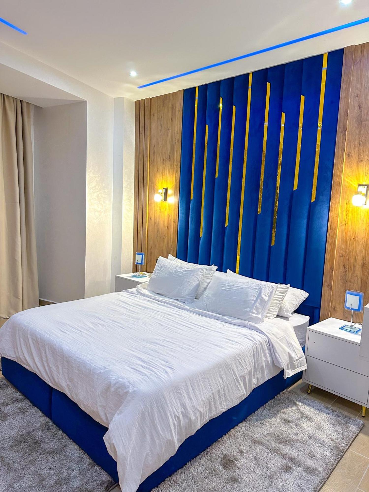 Veluxa - Luxury Holiday Homes - Centric Flat Tanca Dış mekan fotoğraf