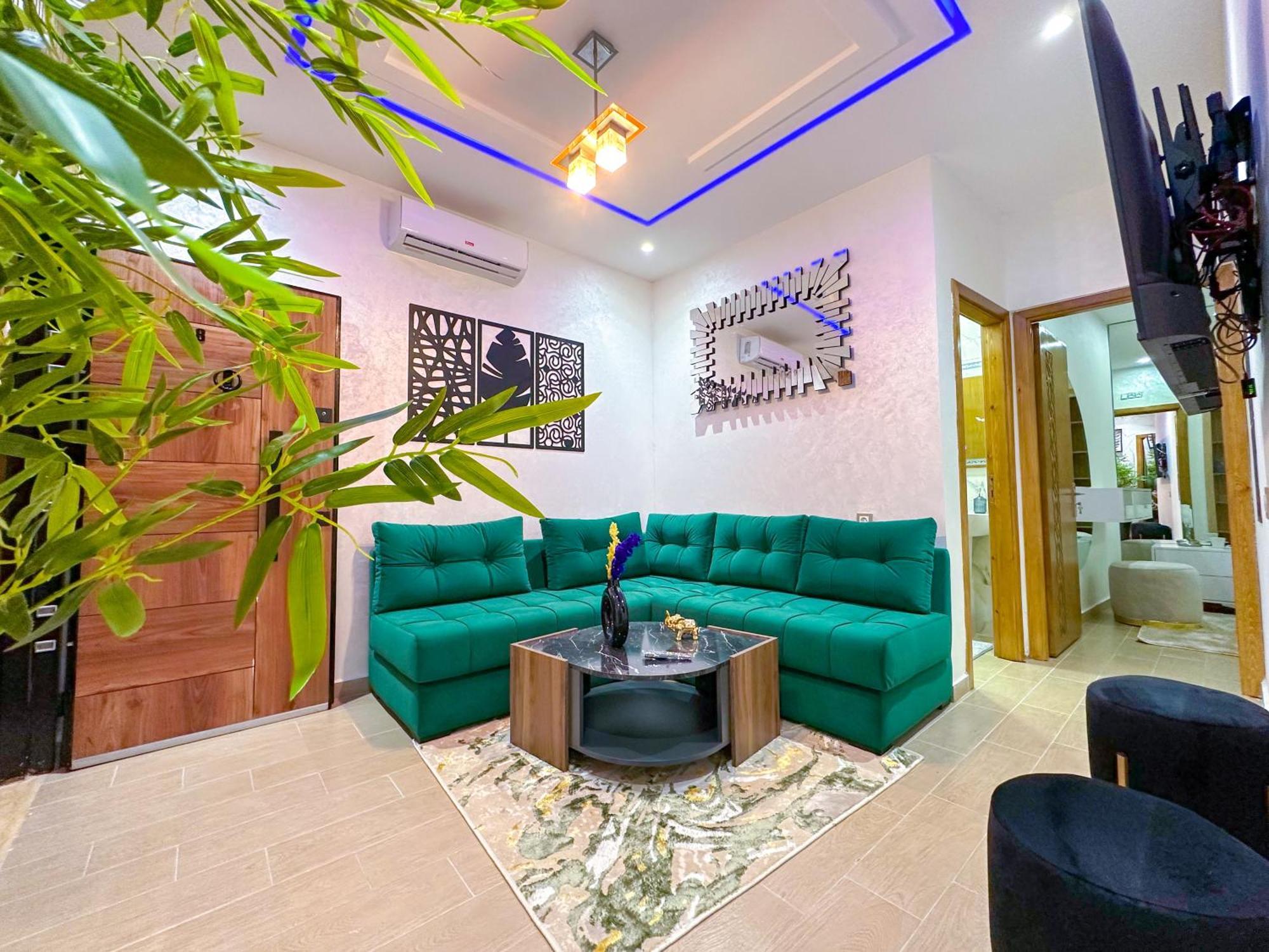 Veluxa - Luxury Holiday Homes - Centric Flat Tanca Dış mekan fotoğraf