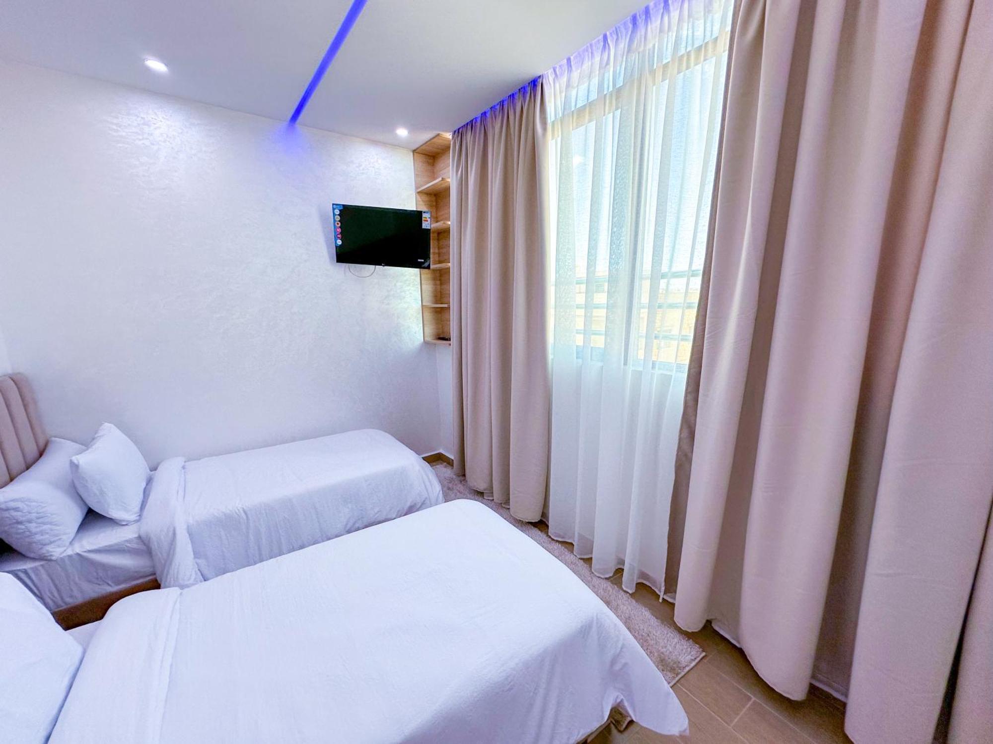 Veluxa - Luxury Holiday Homes - Centric Flat Tanca Dış mekan fotoğraf