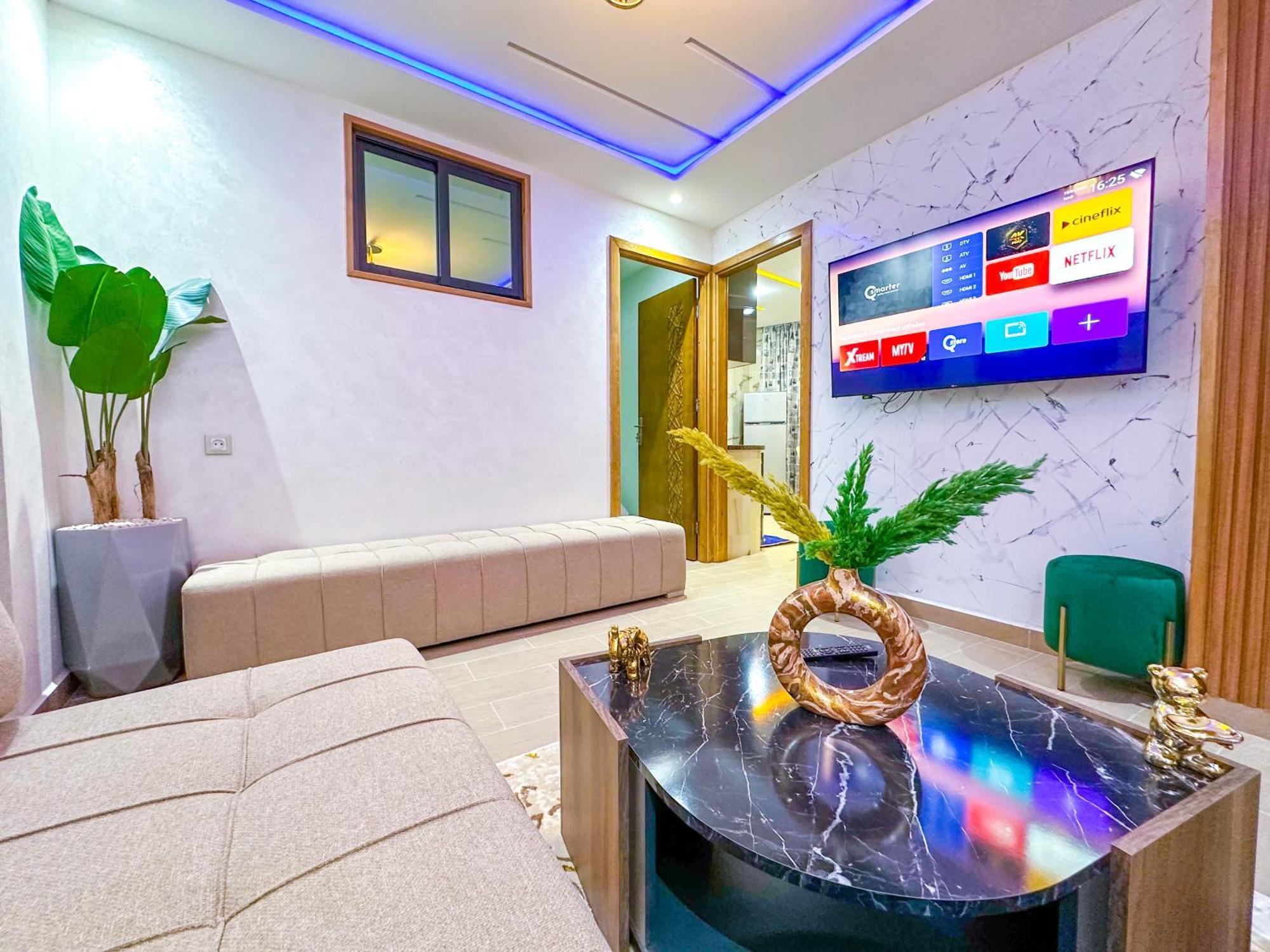 Veluxa - Luxury Holiday Homes - Centric Flat Tanca Dış mekan fotoğraf