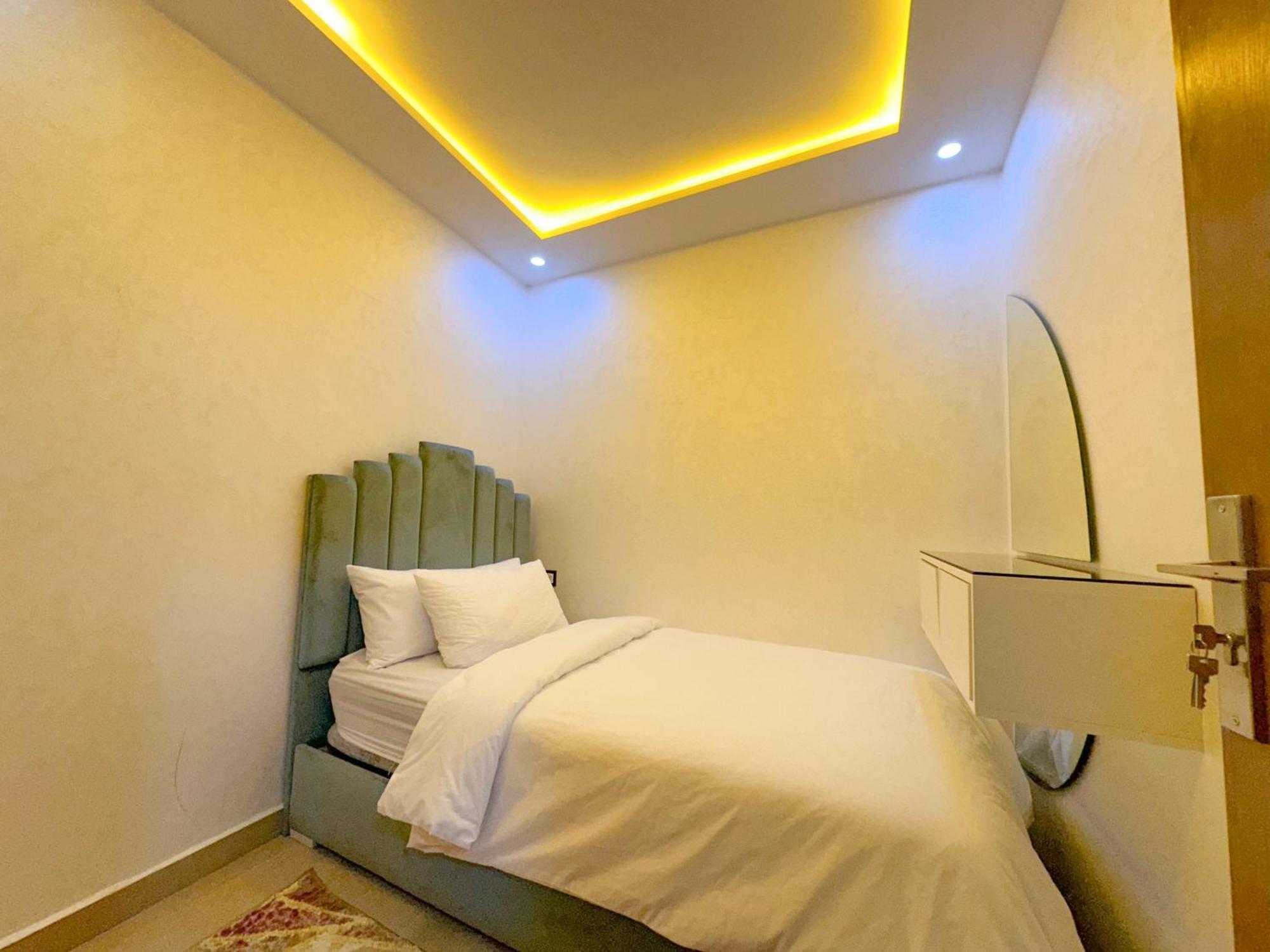 Veluxa - Luxury Holiday Homes - Centric Flat Tanca Dış mekan fotoğraf